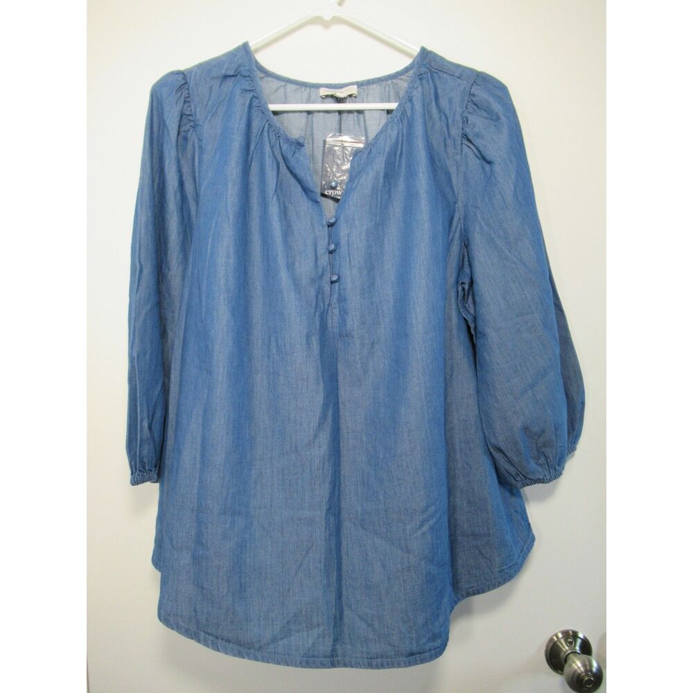 Crown & Ivy Button Front Peasant Top Medium Wash Blue Plus Size 1X NWT